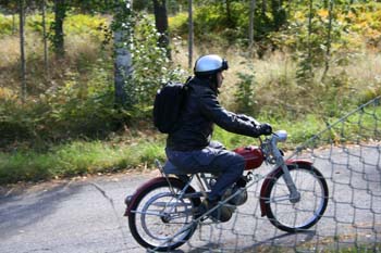 moped10